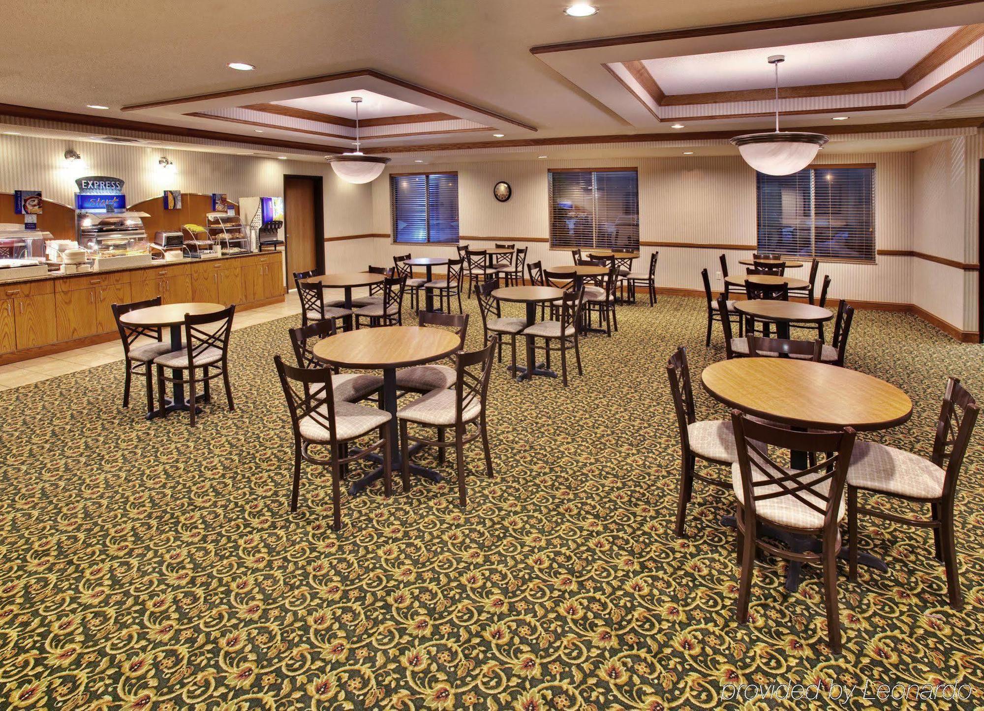 Holiday Inn Express Hotel & Suites Bellevue-Omaha Area By Ihg Zewnętrze zdjęcie