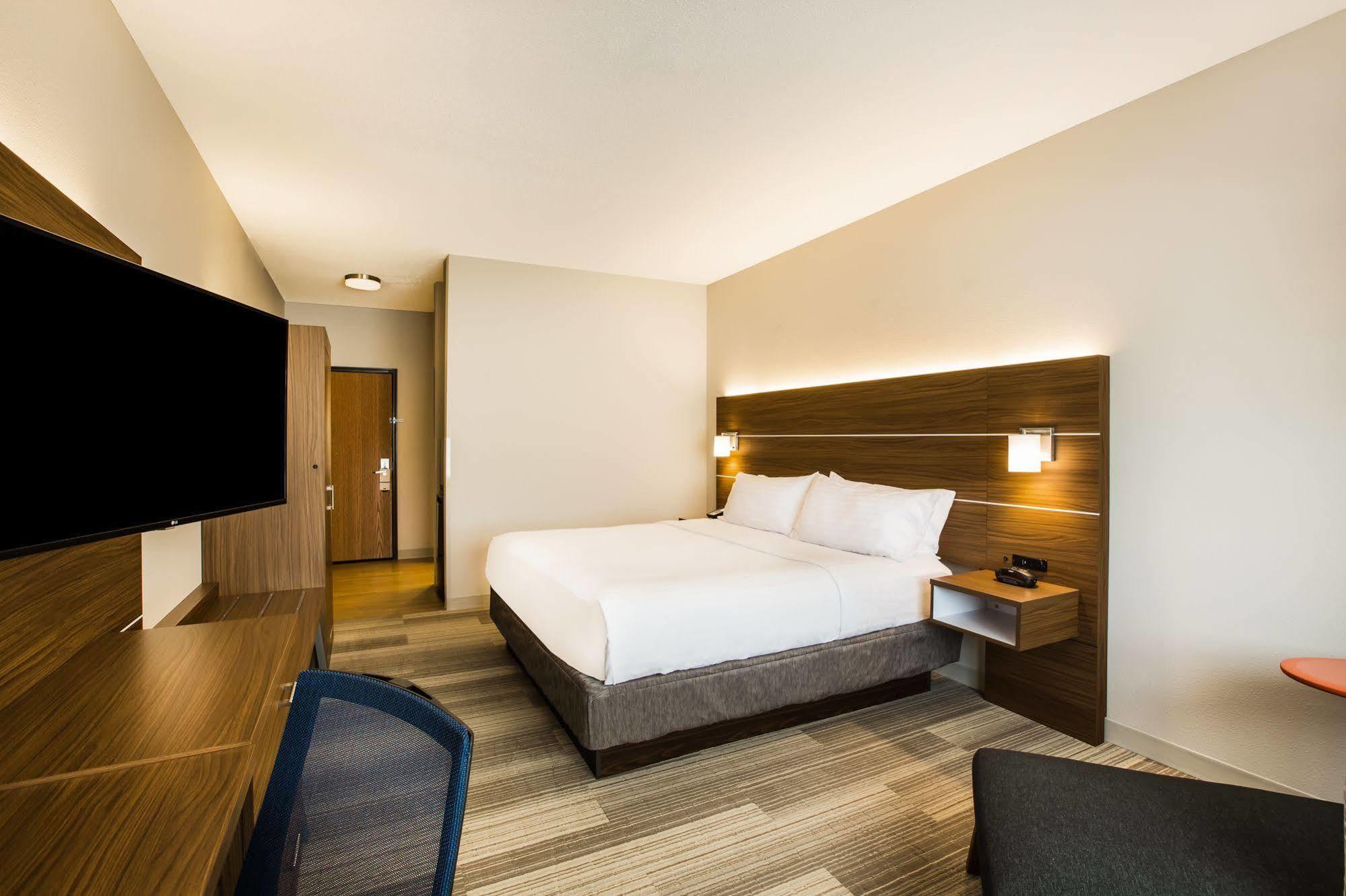 Holiday Inn Express Hotel & Suites Bellevue-Omaha Area By Ihg Zewnętrze zdjęcie