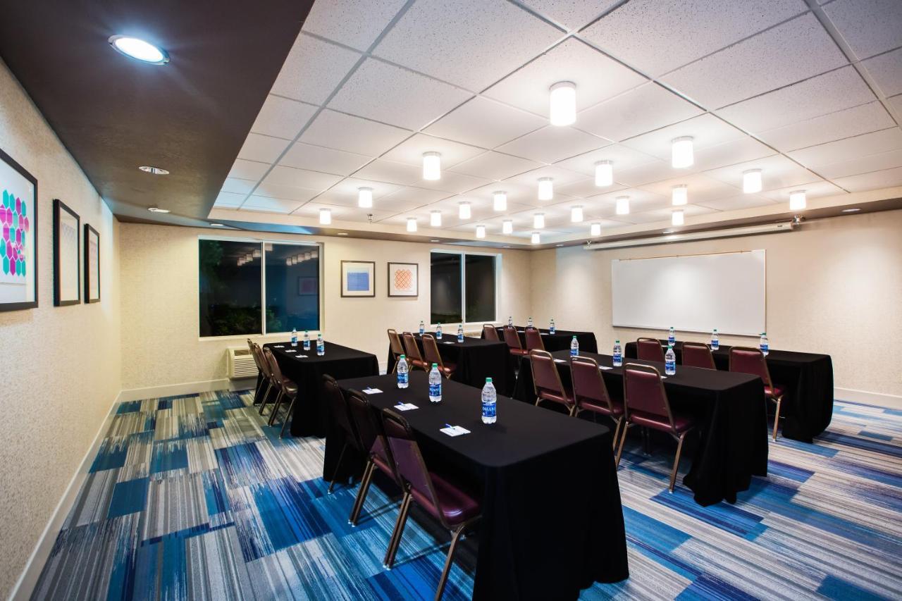 Holiday Inn Express Hotel & Suites Bellevue-Omaha Area By Ihg Zewnętrze zdjęcie
